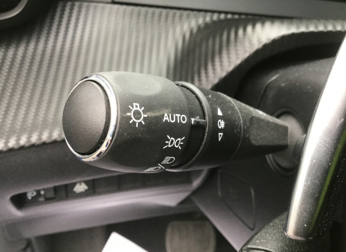 Peugeot 208 PureTech 100 S&S EAT8 Allure
