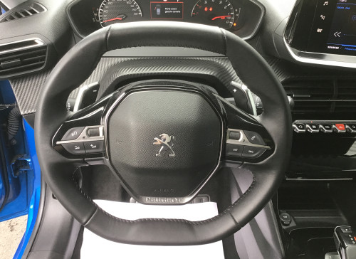 Peugeot 208 PureTech 100 S&S EAT8 Allure