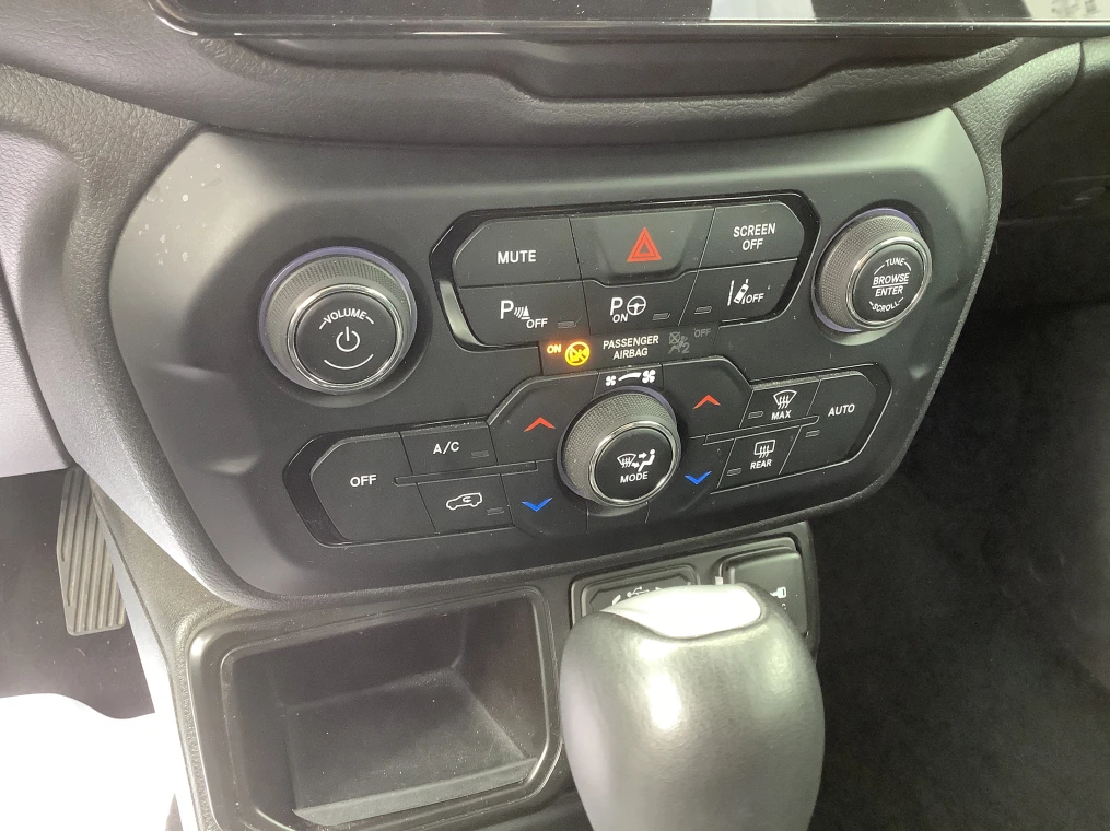 Jeep RENEGADE 1.5 Turbo T4 130 ch BVR7 e-Hybrid Summit