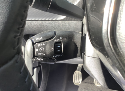 Peugeot 208 Nouvelle PureTech 100 S&S BVM6 Active