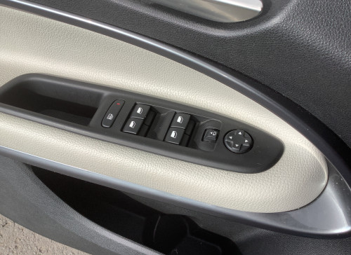 Fiat 600 Nouvelle 1.2 Hybrid 100ch DCT6 La Prima - 5P