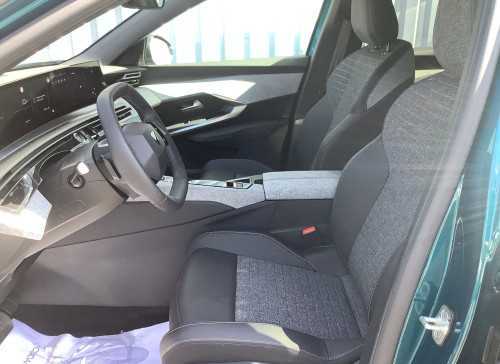 Peugeot 5008 Nouveau Hybrid 136 e-DCS6 Allure