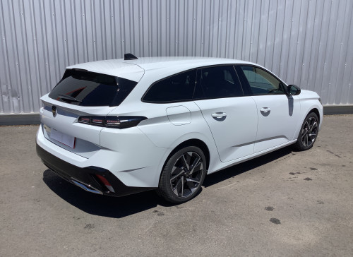 Peugeot 308 SW Hybrid 145 e-DCS6 Allure