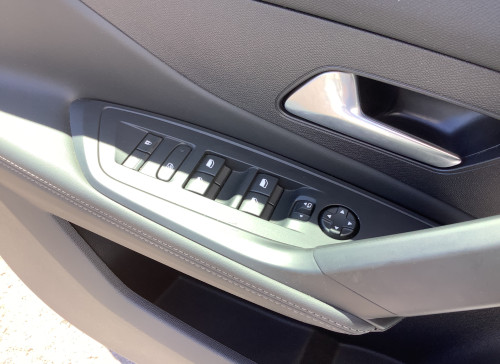 Peugeot 308 SW Hybrid 145 e-DCS6 Allure