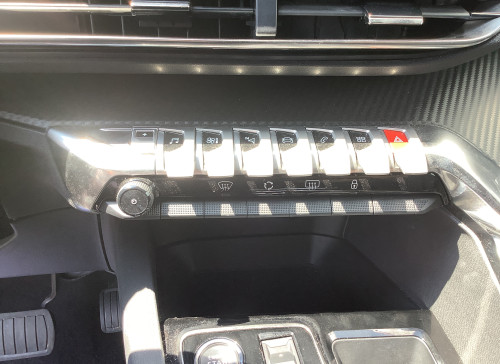 Peugeot 3008 Hybrid 180 e-EAT8 Allure Pack