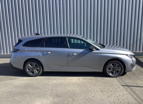 Peugeot 308 SW Hybrid 136 e-DCS6 Allure