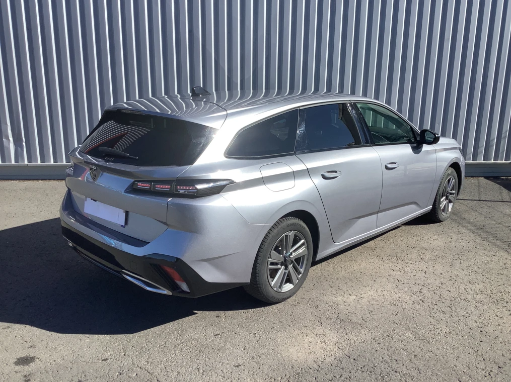 Peugeot 308 SW Hybrid 136 e-DCS6 Allure