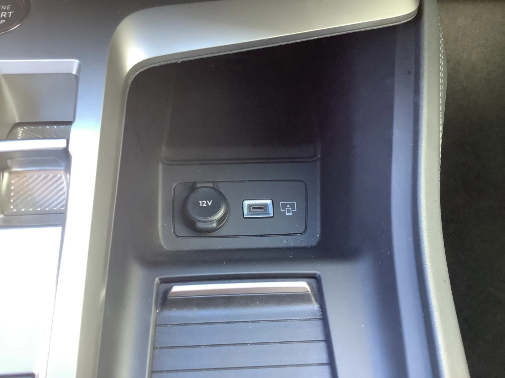Peugeot 308 SW Hybrid 136 e-DCS6 Allure