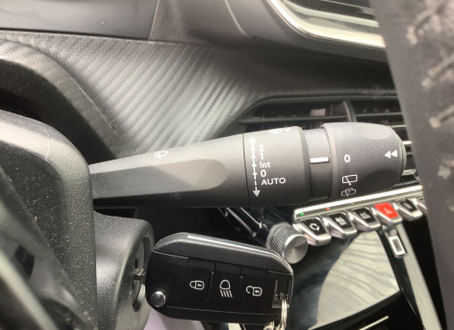 Peugeot 2008 Nouveau 100 S&S BVM6 Allure