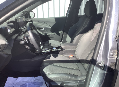 Peugeot 2008 Nouveau PureTech 130 S&S EAT8 GT
