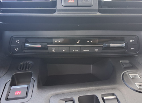 Citroën BERLINGO Taille M BlueHDi 130 S&S EAT8 Plus - N1