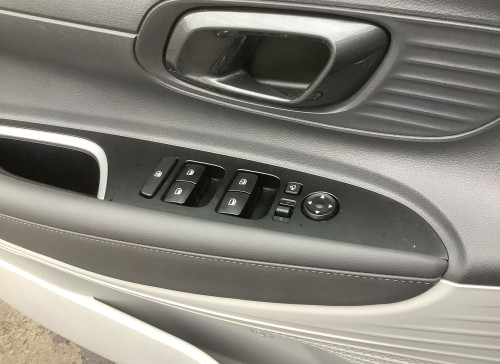 Hyundai BAYON 1.0 T-GDi 100 Hybrid 48V Intuitive