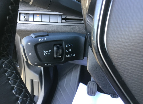 Peugeot 3008 Puretech 130ch S&S BVM6 Allure Pack