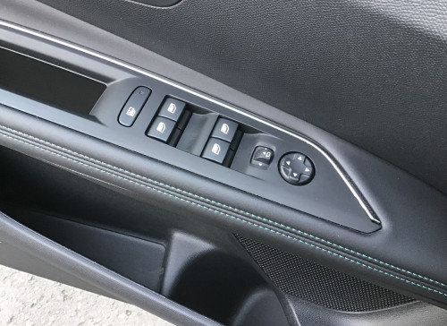 Peugeot 3008 Nouveau PureTech 130ch S&S EAT8 Allure Pack