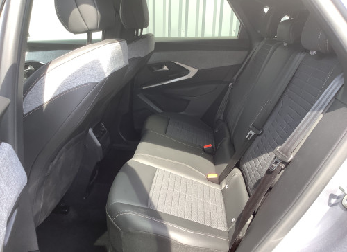 Peugeot 3008 Nouveau Hybrid 136 e-DCS6 Allure