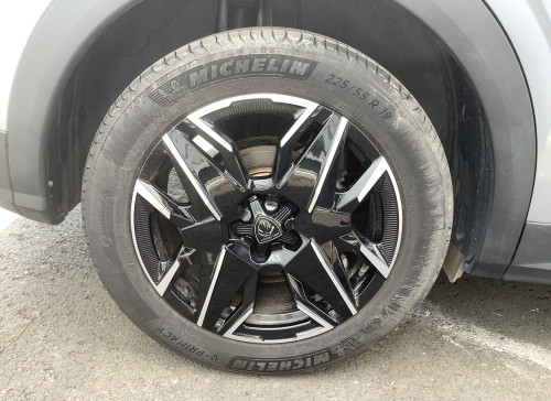 Peugeot 3008 Nouveau Hybrid 136 e-DCS6 Allure