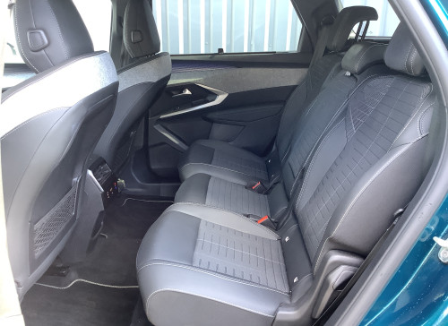 Peugeot 5008 Nouveau Hybrid 145 ch e-DCS6 GT