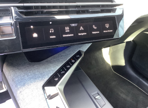 Peugeot 5008 Nouveau Hybrid 145 ch e-DCS6 GT