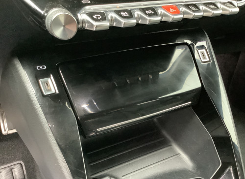 Peugeot 208 Nouvelle PureTech 100 S&S BVM6 GT