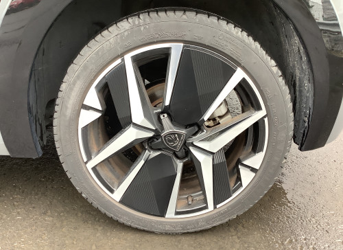 Peugeot 208 Nouvelle PureTech 100 S&S BVM6 GT