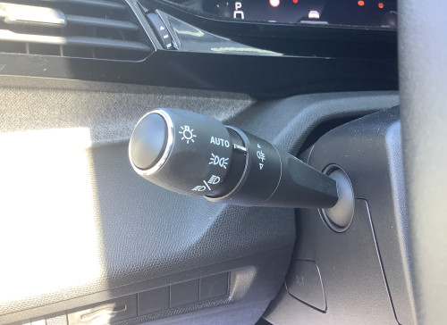 Peugeot 308 SW Hybrid 145 e-DCS6 Allure