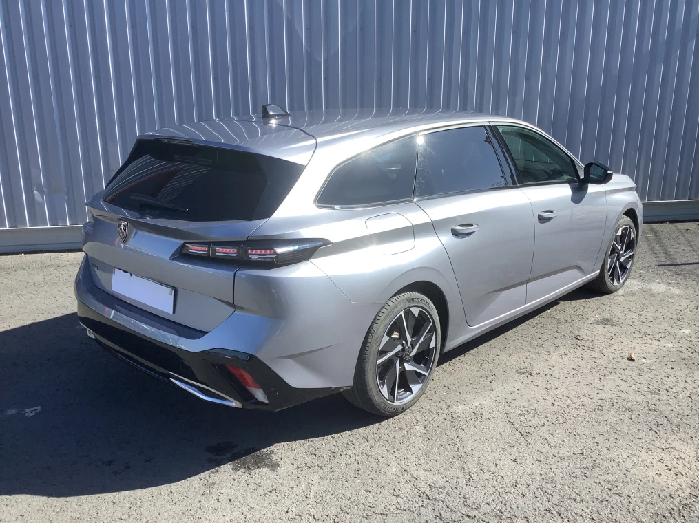 Peugeot 308 SW Hybrid 145 e-DCS6 Allure