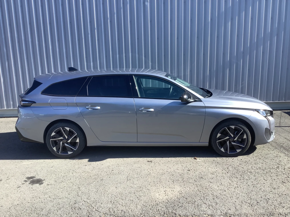 Peugeot 308 SW Hybrid 145 e-DCS6 Allure