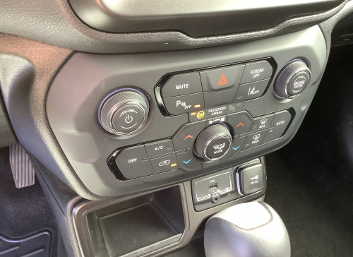 Jeep RENEGADE Nouveau 1.5 Turbo T4 130 ch BVR7 e-Hybrid Limited