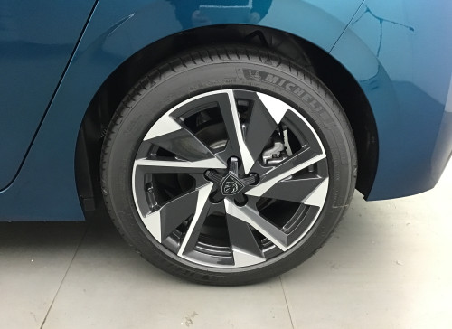Peugeot 308 Nouvelle PureTech 130ch S&S EAT8 Allure