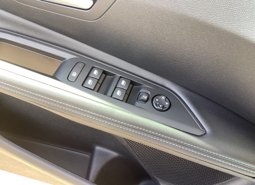 Peugeot 3008 Hybrid 180 e-EAT8 Allure Pack