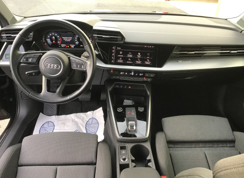 Audi A3 SPORTBACK Nouvelle 35 TFSI 150 S-Tronic 7 - Design