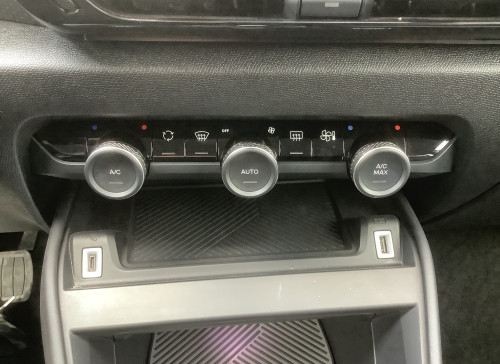 Citroën C4 PureTech 130 S&S EAT8 Shine