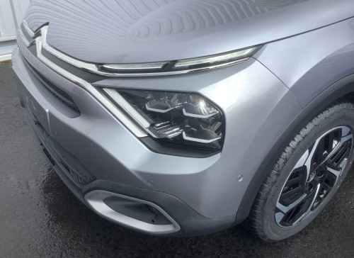 Citroën C4 PureTech 130 S&S EAT8 Shine