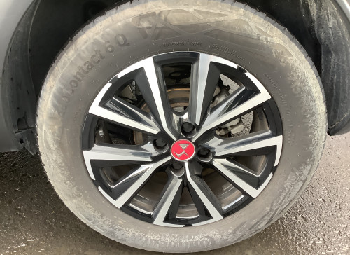 DS DS 3 Nouveau PureTech 130 EAT8 Performance Line