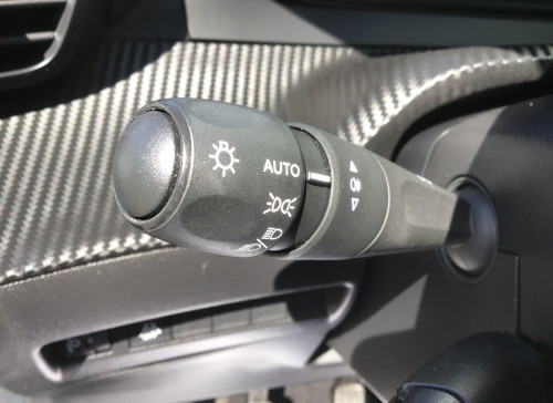 Peugeot 208 PureTech 100 S&S BVM6 Active