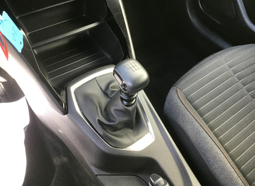 Peugeot 208 PureTech 100 S&S BVM6 Active