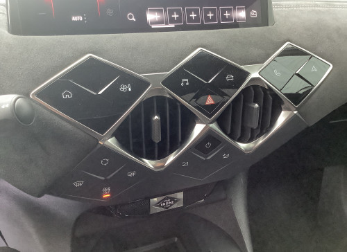 DS DS 3 Nouveau PureTech 130 EAT8 Performance Line