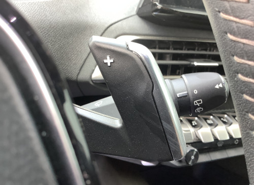 Peugeot 3008 Hybrid 180 e-EAT8 Allure Pack