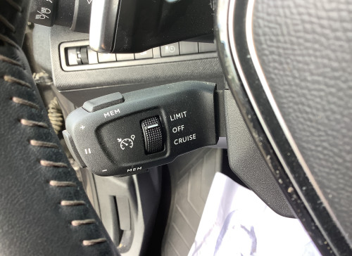 Peugeot 3008 Hybrid 180 e-EAT8 Allure Pack