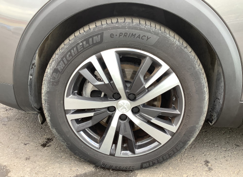 Peugeot 3008 Hybrid 180 e-EAT8 Allure Pack