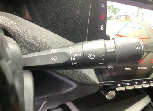 Peugeot 408 Nouvelle Hybrid 136 e-DCS6 Allure