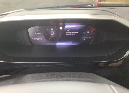 Peugeot 408 Nouvelle Hybrid 136 e-DCS6 Allure