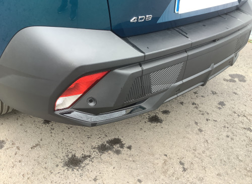 Peugeot 408 Nouvelle Hybrid 136 e-DCS6 Allure