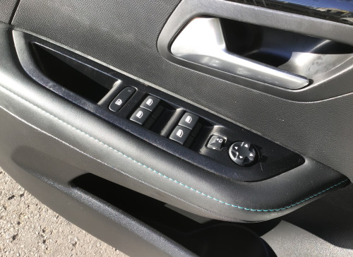 Peugeot 208 PureTech 100 S&S BVM6 Allure Pack