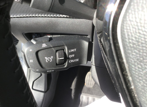 Peugeot 208 PureTech 100 S&S BVM6 Allure Pack
