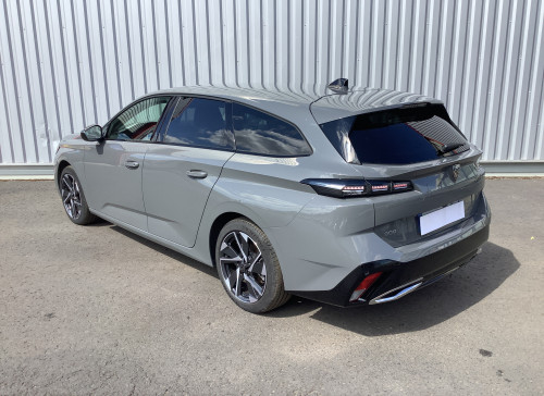 Peugeot 308 SW Hybrid 145 e-DCS6 Allure