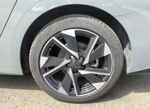 Peugeot 308 SW Hybrid 145 e-DCS6 Allure
