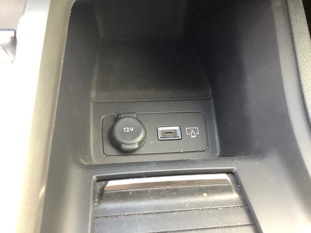 Peugeot 308 SW Hybrid 145 e-DCS6 Allure