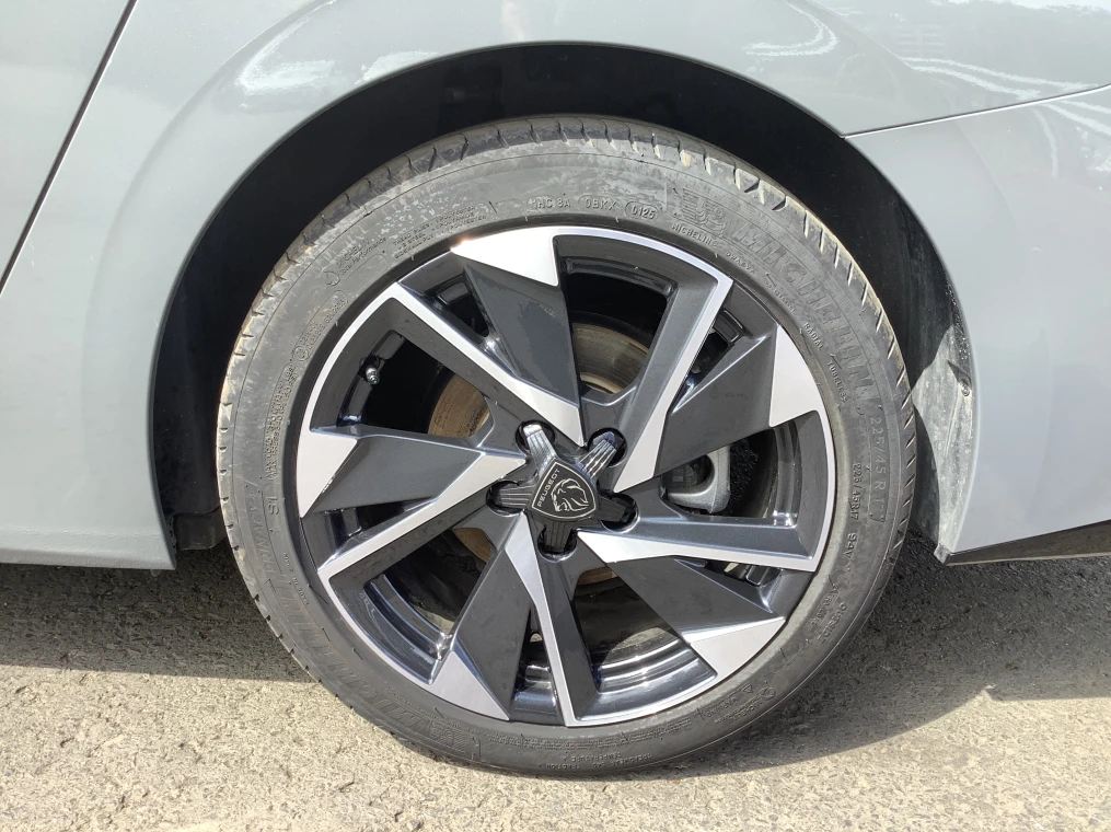 Peugeot 308 SW Hybrid 145 e-DCS6 Allure