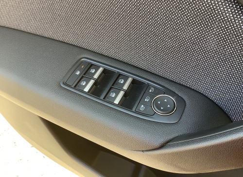 Renault CAPTUR Nouveau E-Tech full hybrid 160 ch Techno